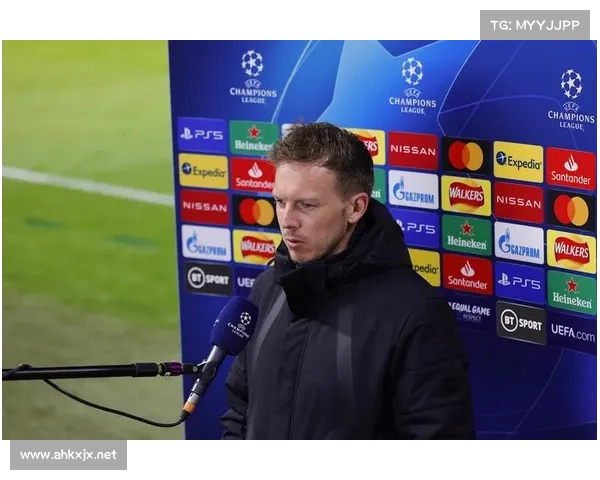 从战术体系与心态管理多角度解析巴黎圣日耳曼长期欧冠困境内在逻辑